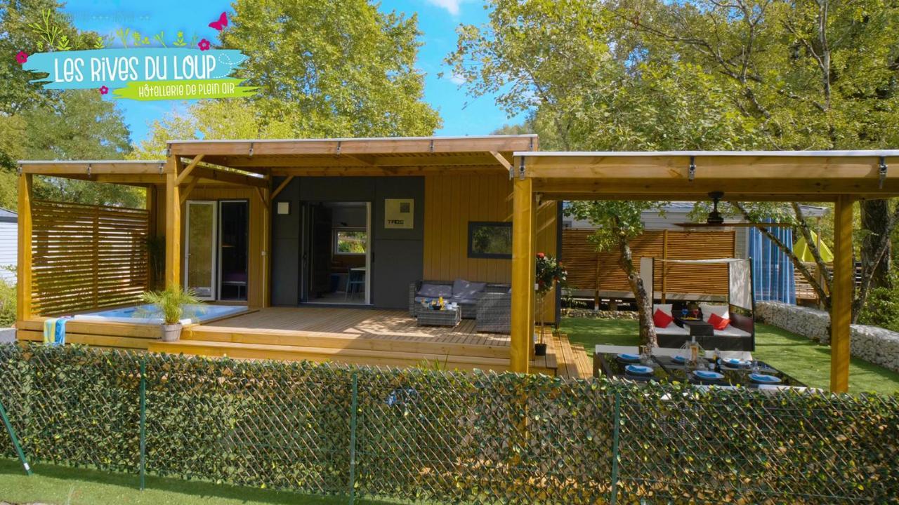 Camping Hotel Les Rives Du Loup Туррет-сюр-Лу Экстерьер фото